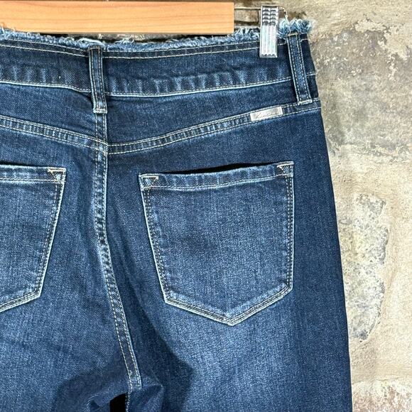 Kancan Makayla‎ Ultra High Rise Flare Wide Leg Jeans Size 26 /5 Dark Wash Raw - Picture 8 of 13